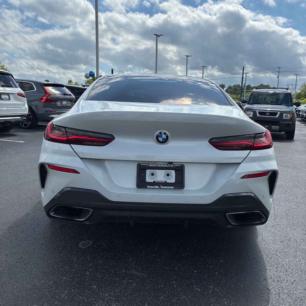 2023 BMW 8-Series i