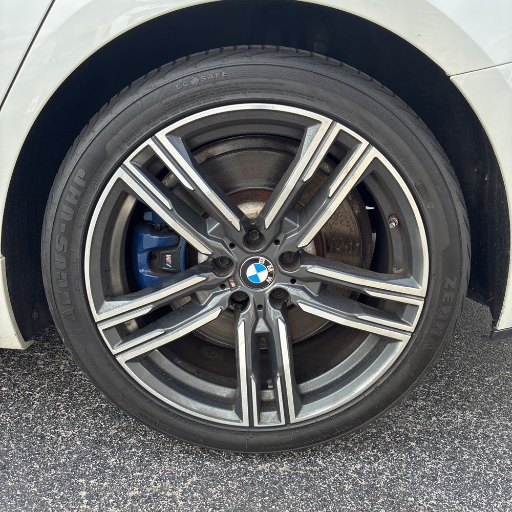 2023 BMW 8-Series i