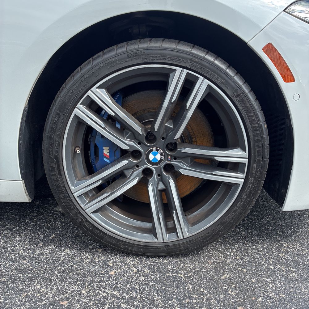 2023 BMW 8-Series i