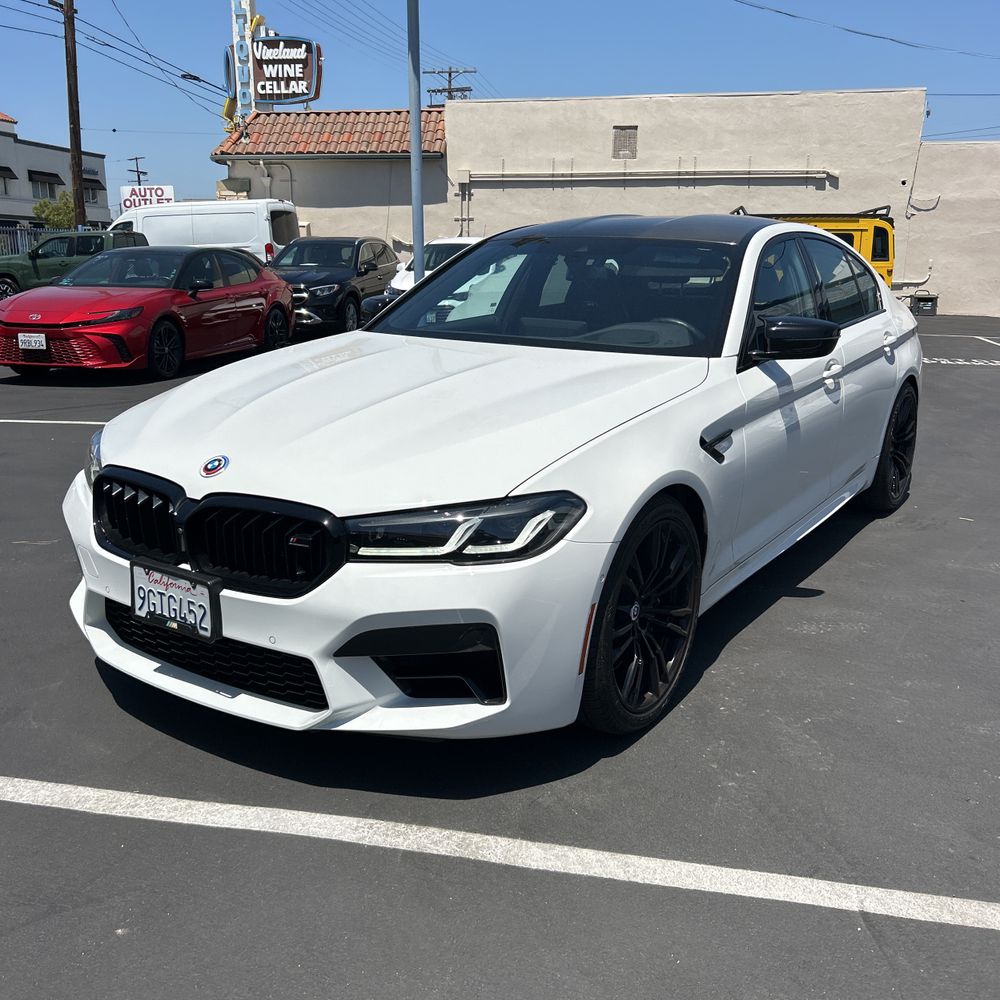 2023 BMW M5