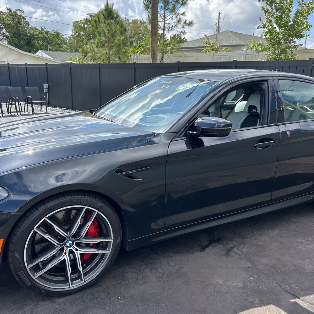2023 BMW M5