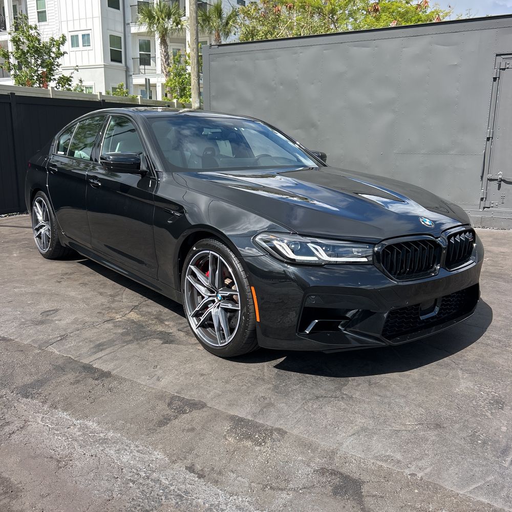2023 BMW M5