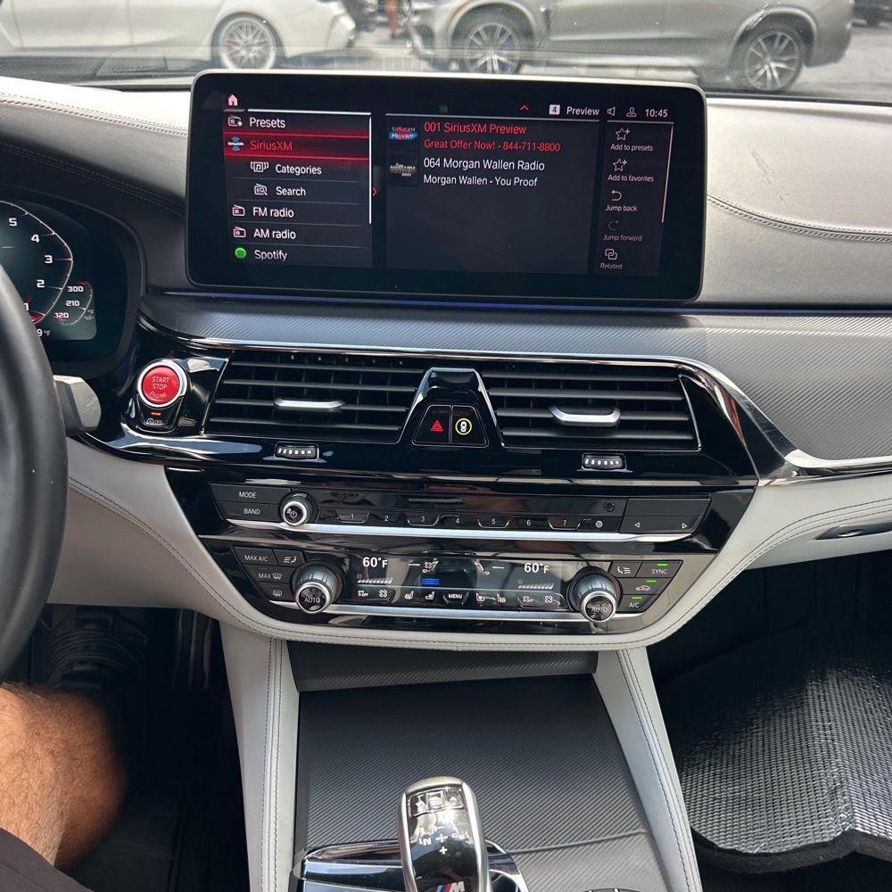 2023 BMW M5