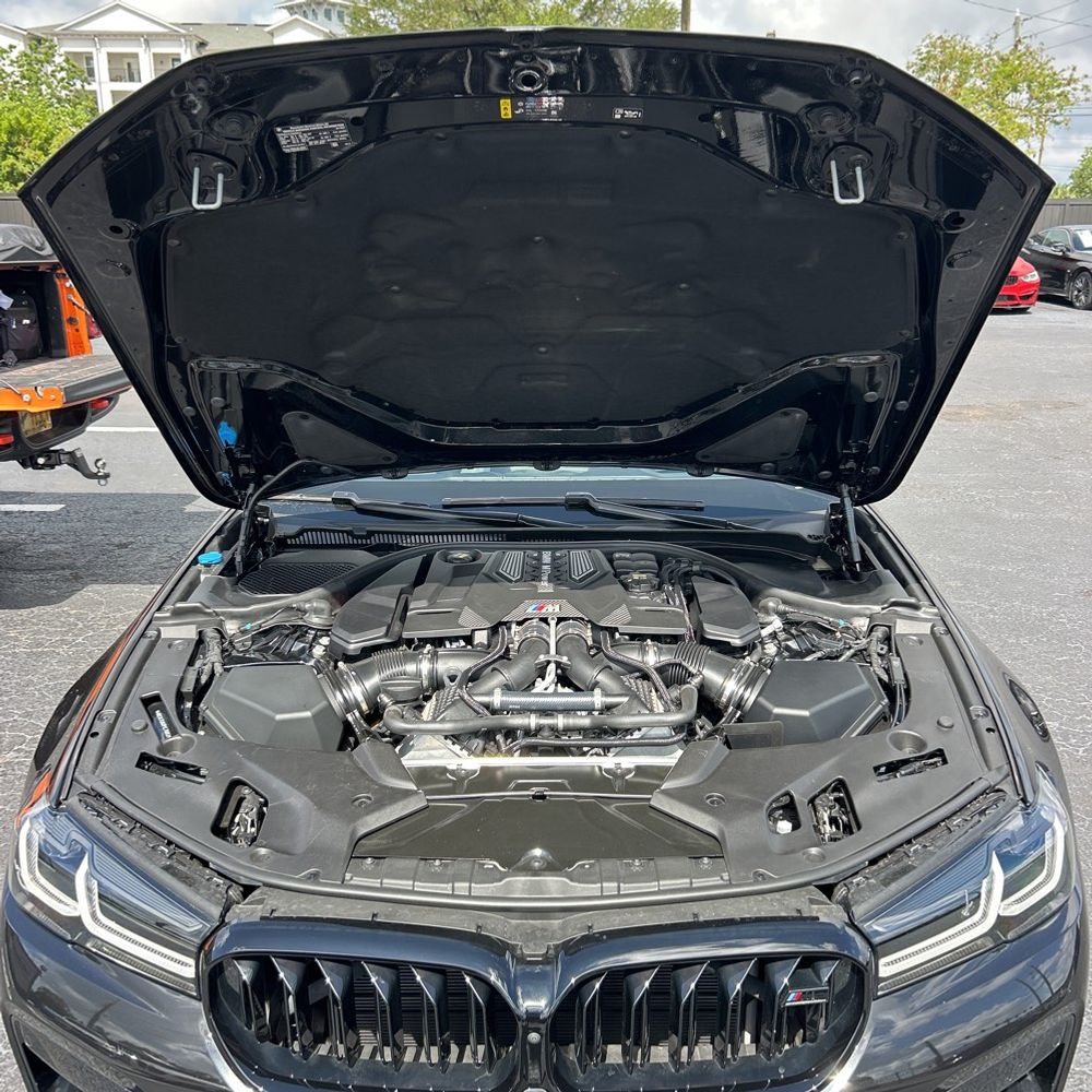 2023 BMW M5