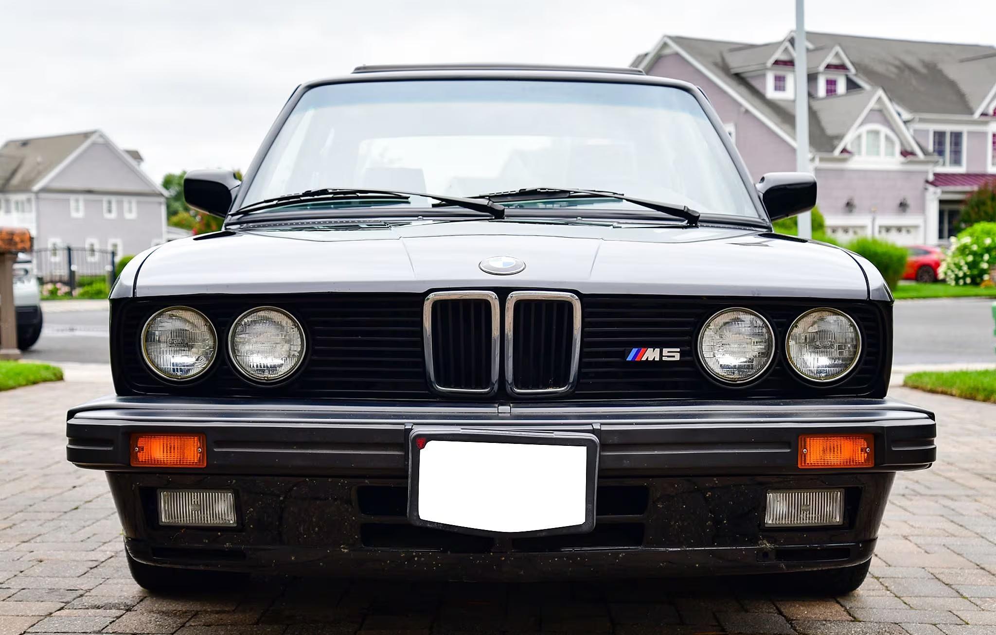 1988 BMW M5