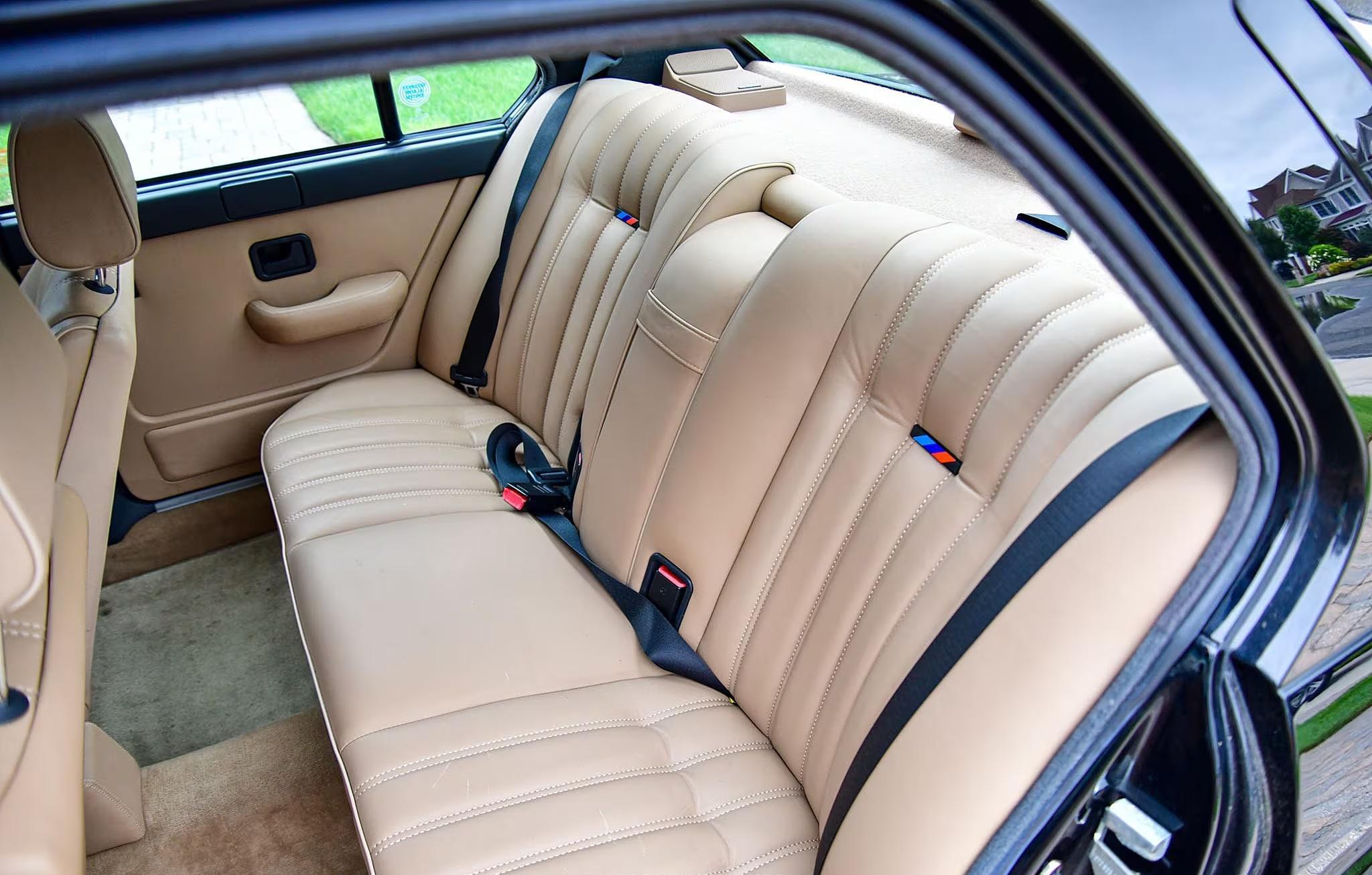 1988 BMW M5