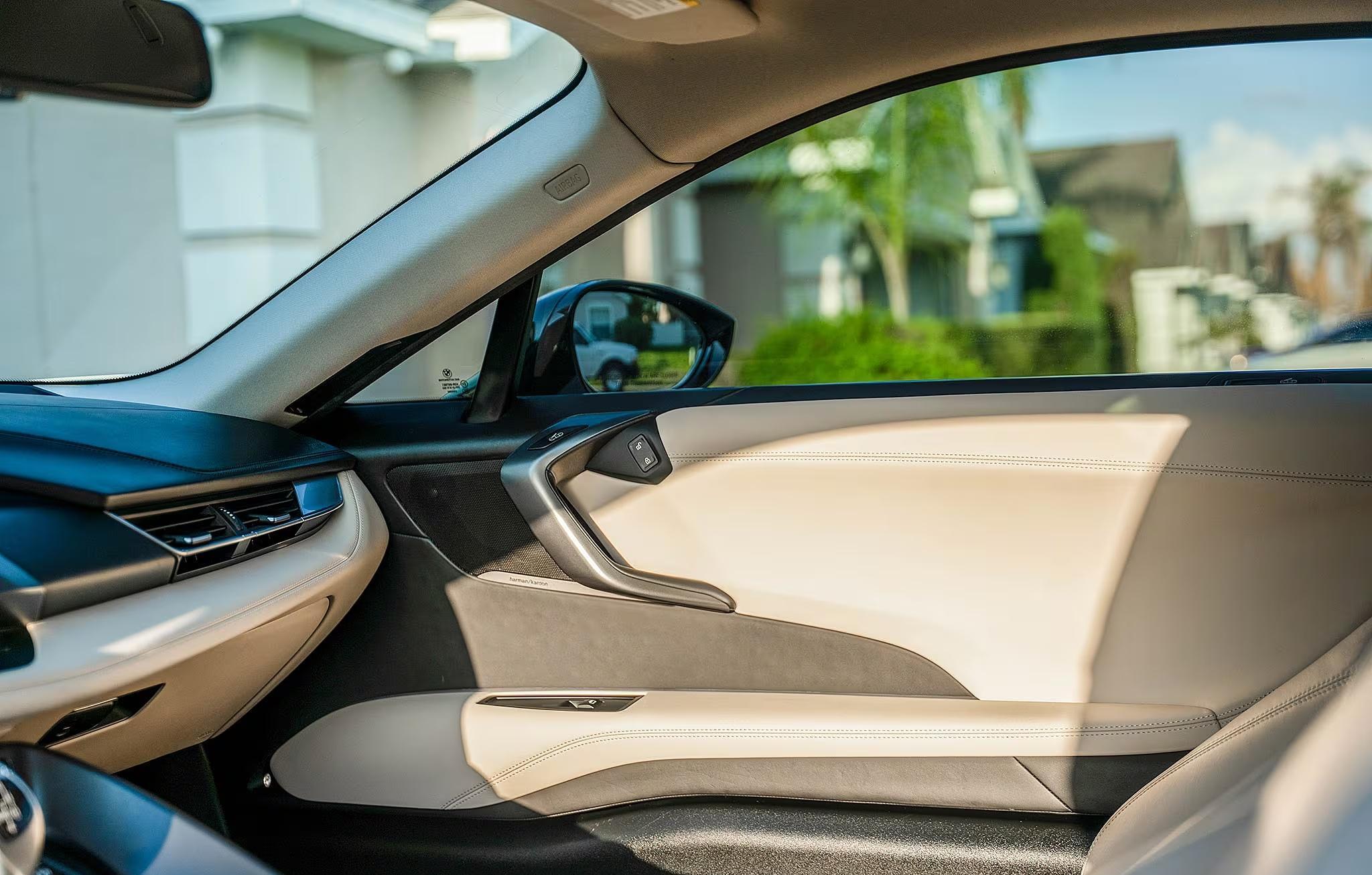 2016 BMW i8