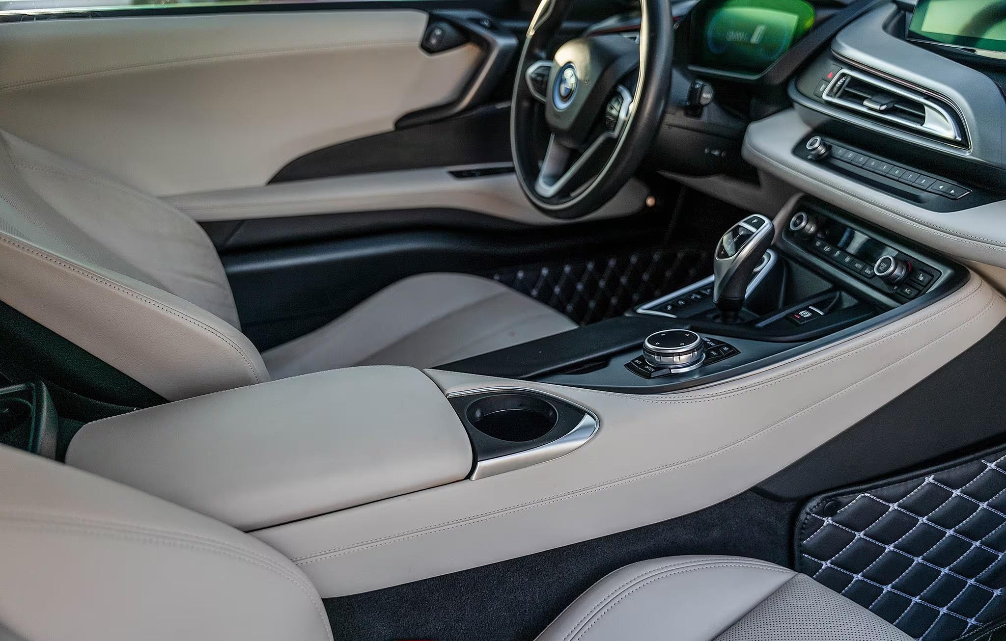 2016 BMW i8