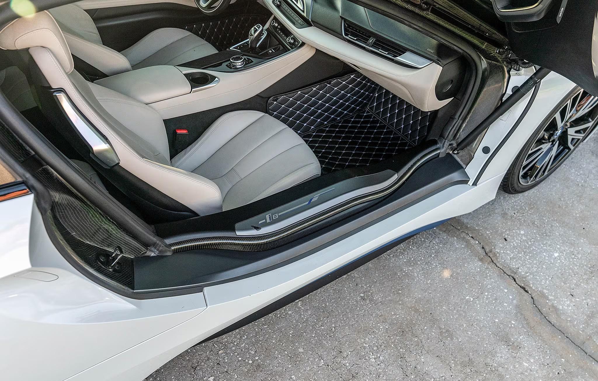 2016 BMW i8