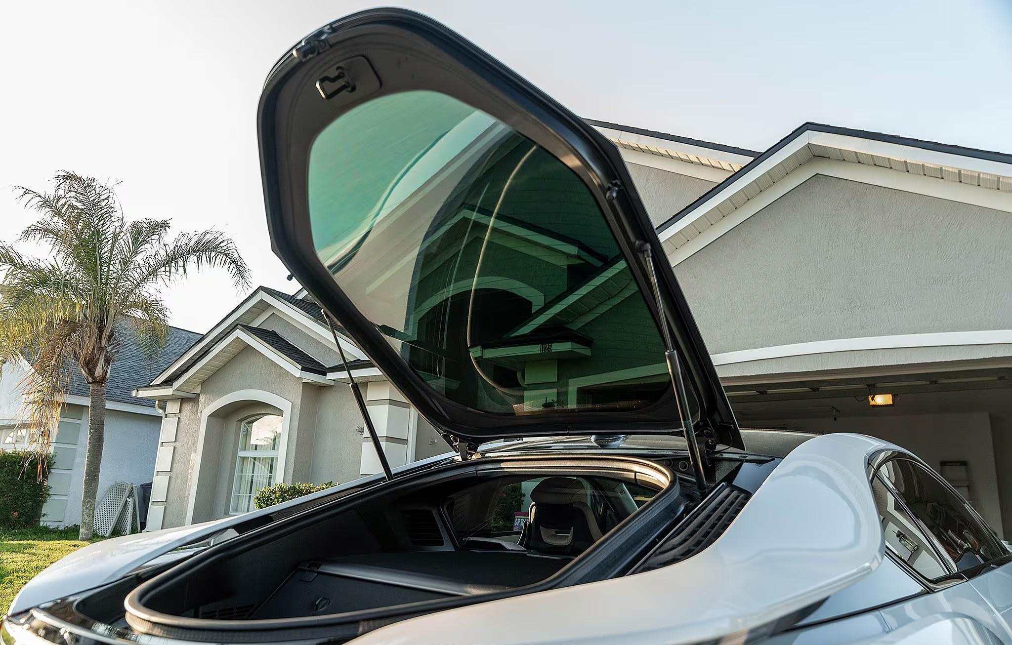 2016 BMW i8