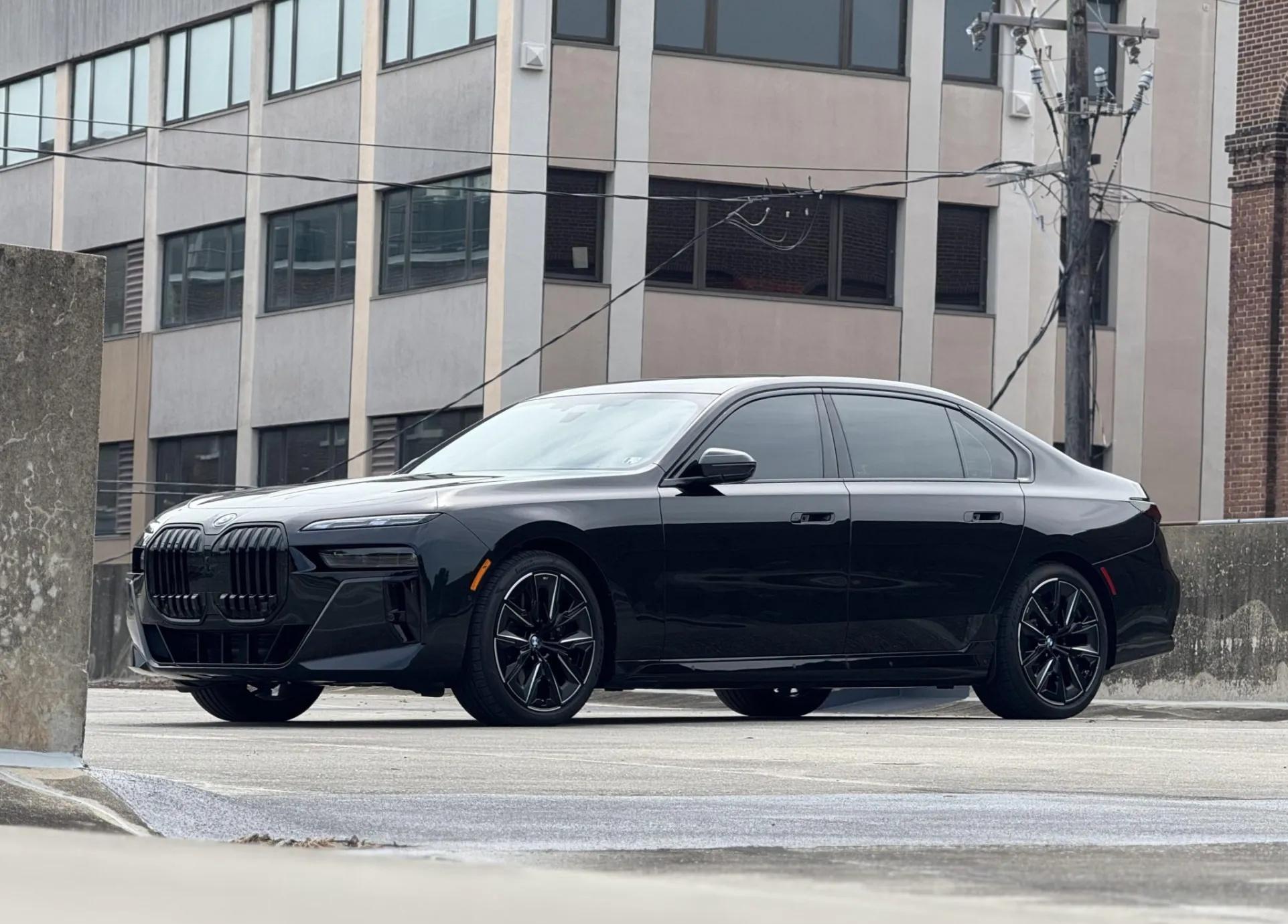 2023 BMW i7 xDrive60 M Sport