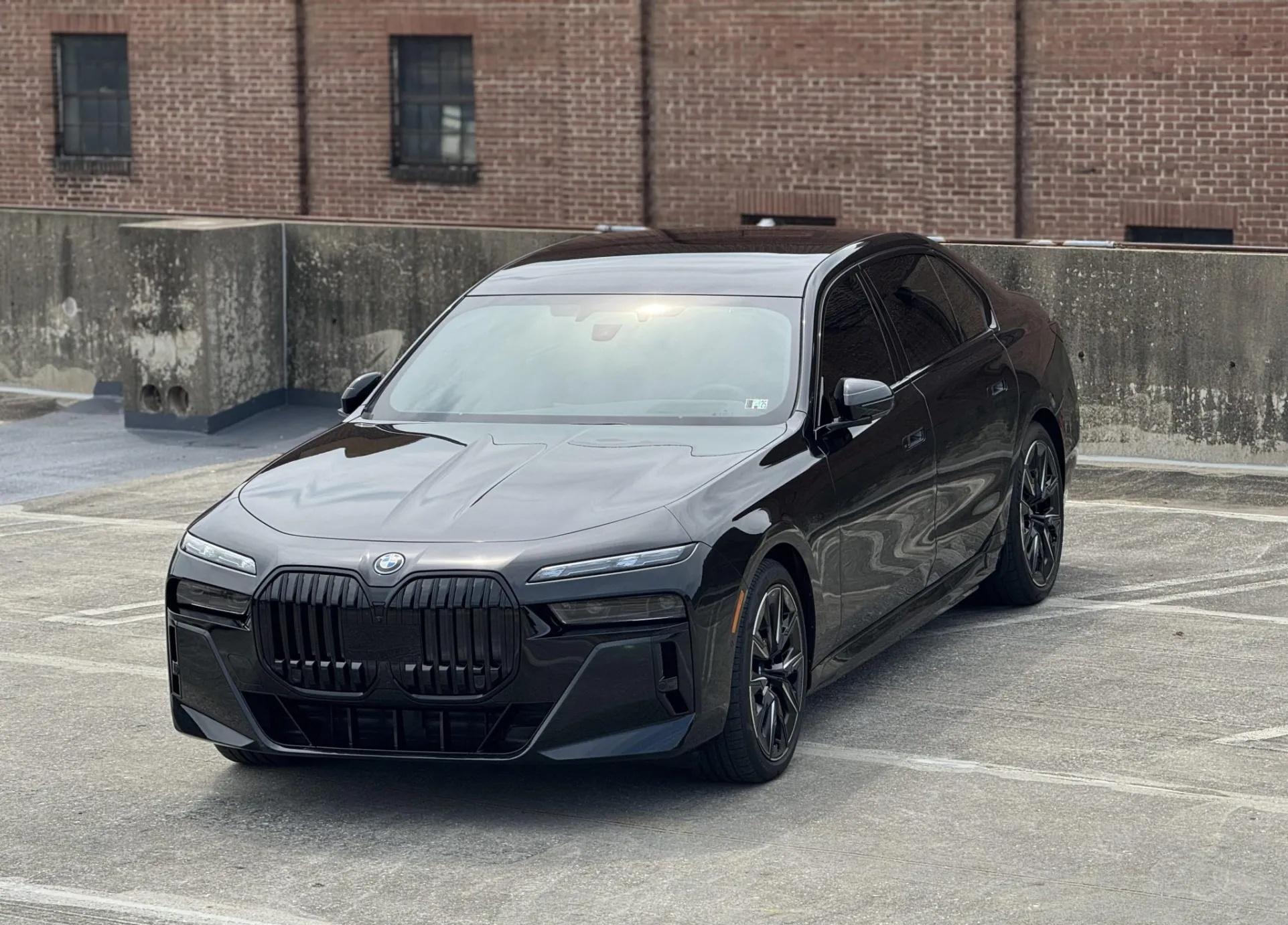 2023 BMW i7 xDrive60 M Sport
