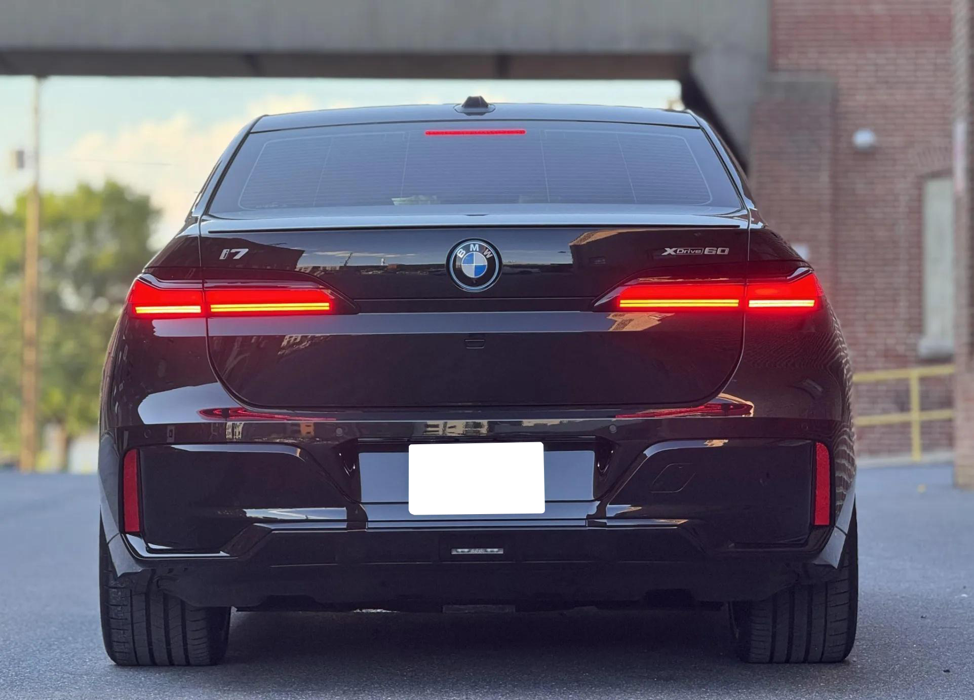 2023 BMW i7 xDrive60 M Sport