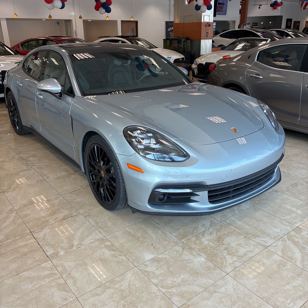 2020 Porsche Panamera 4