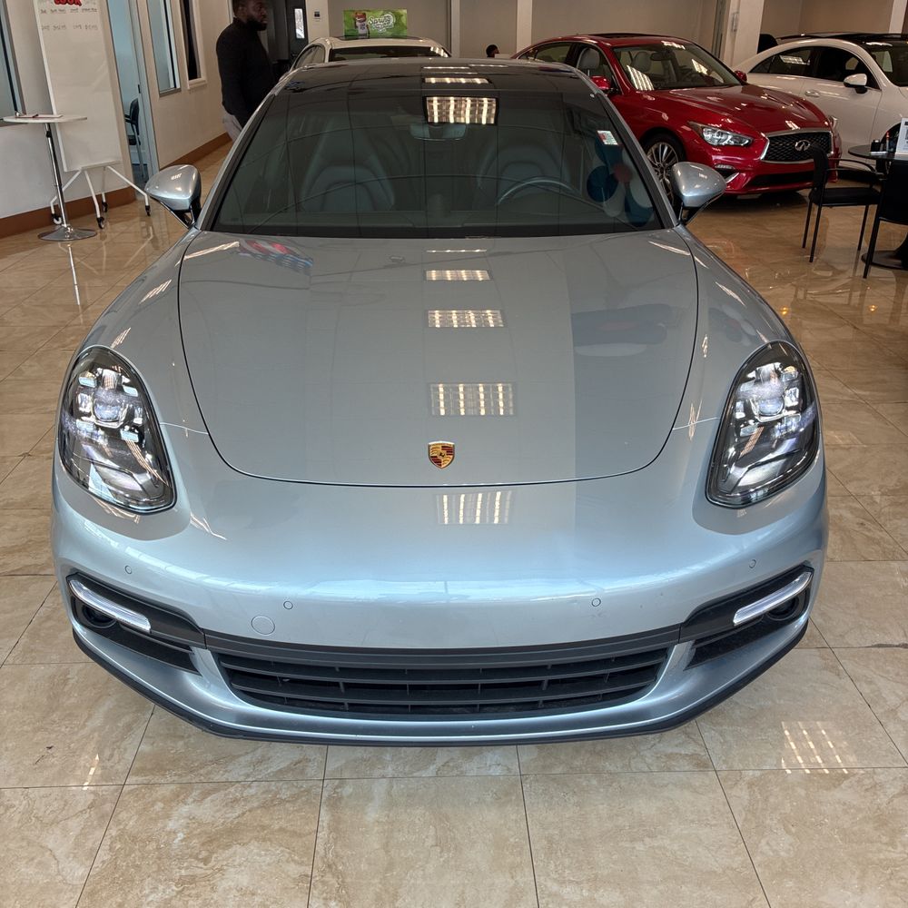 2020 Porsche Panamera 4