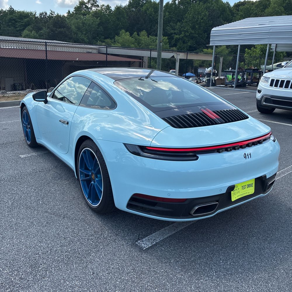 2024 Porsche 911 Carrera