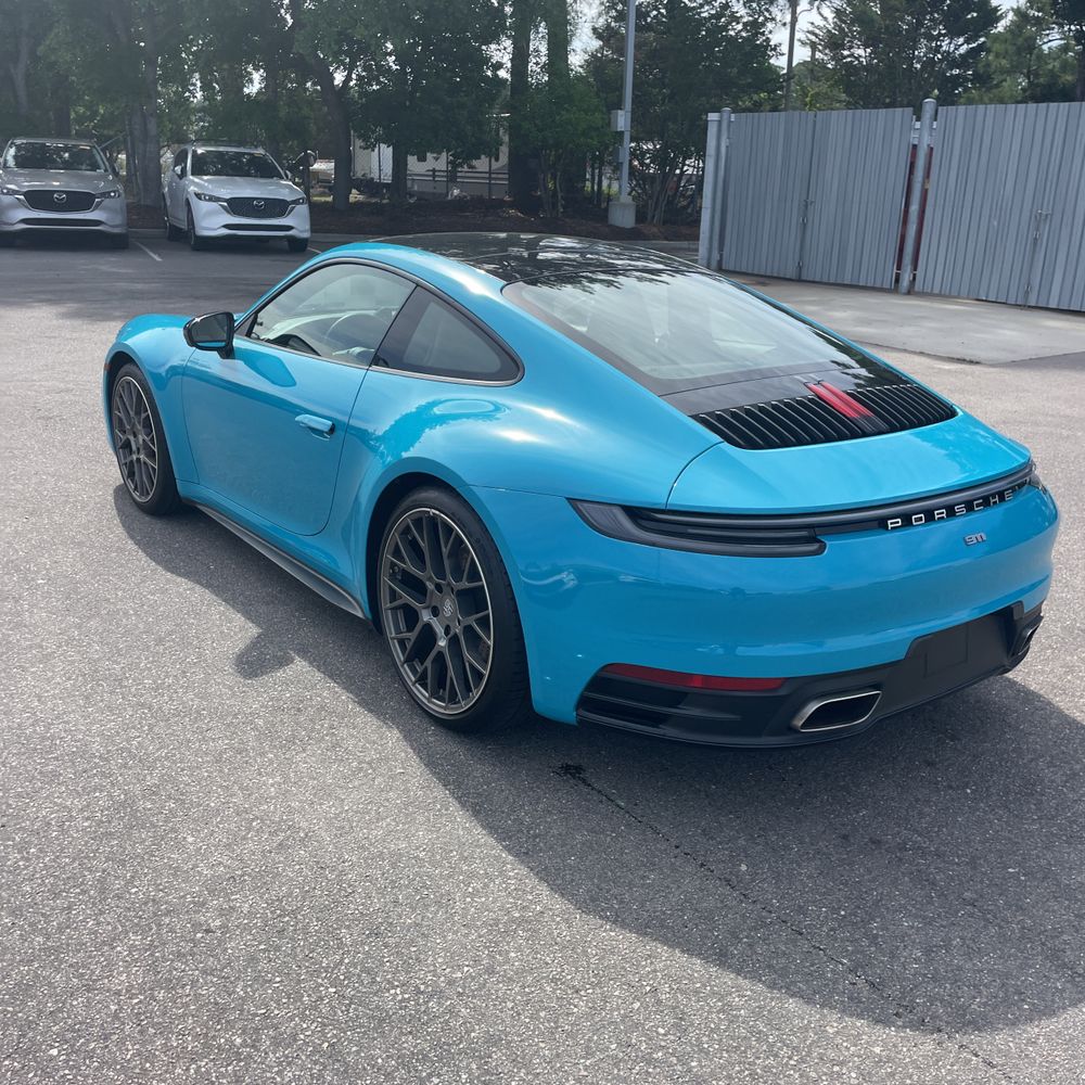 2021 Porsche 911 Carrera