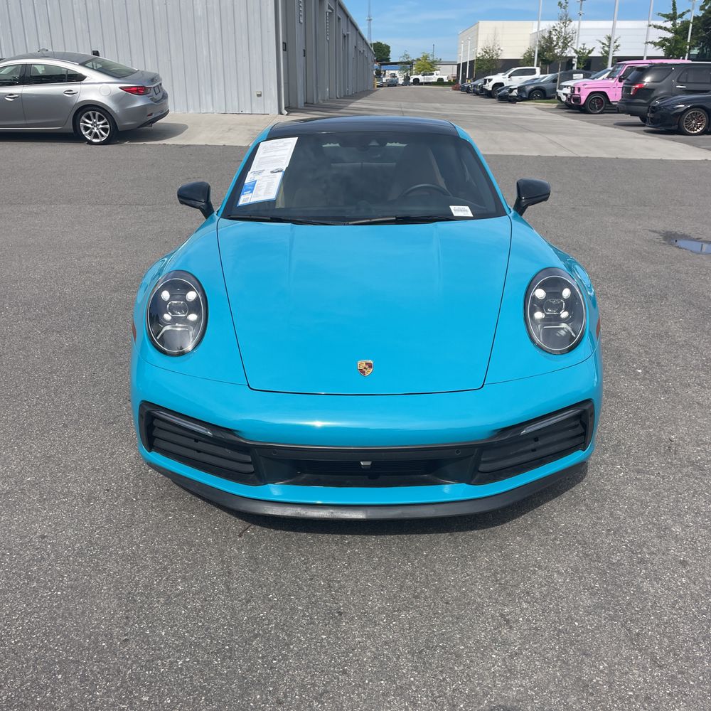 2021 Porsche 911 Carrera