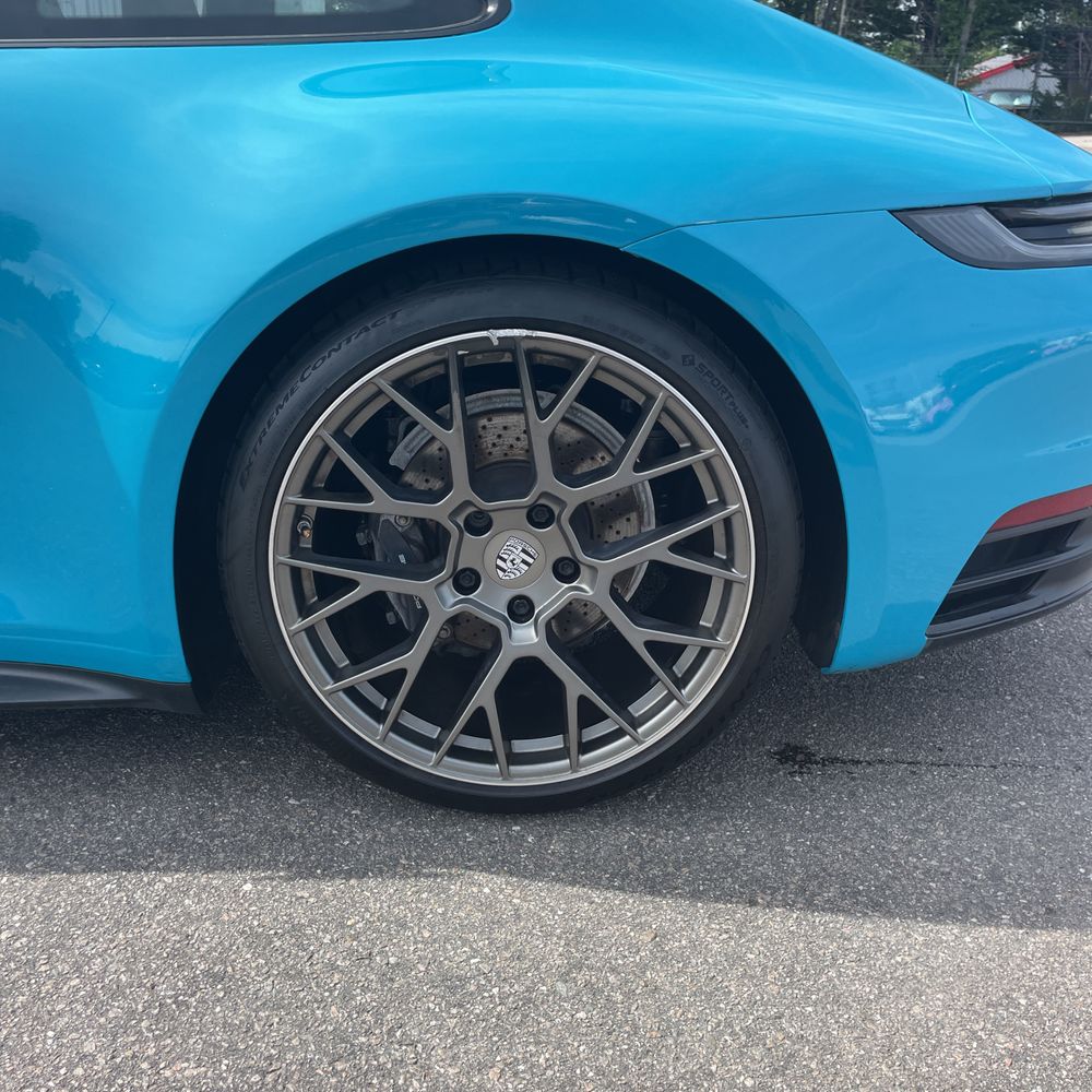 2021 Porsche 911 Carrera
