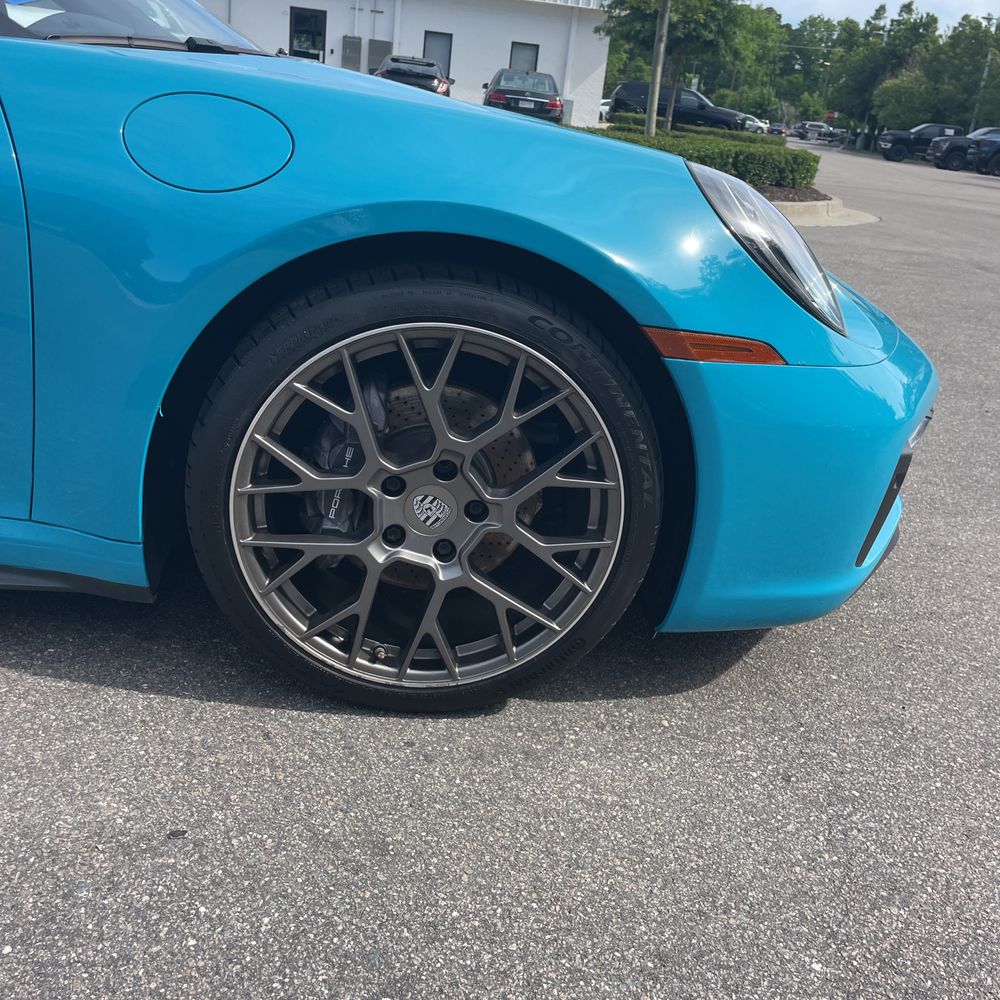 2021 Porsche 911 Carrera
