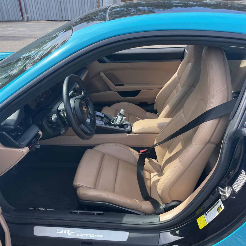 2021 Porsche 911 Carrera