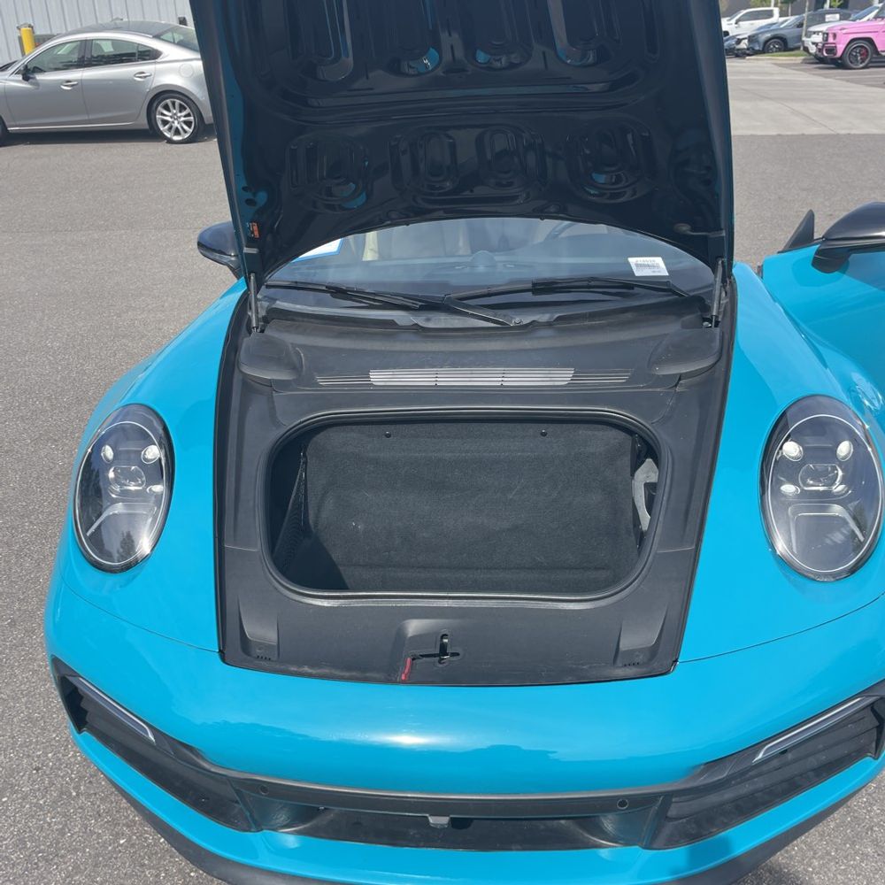 2021 Porsche 911 Carrera