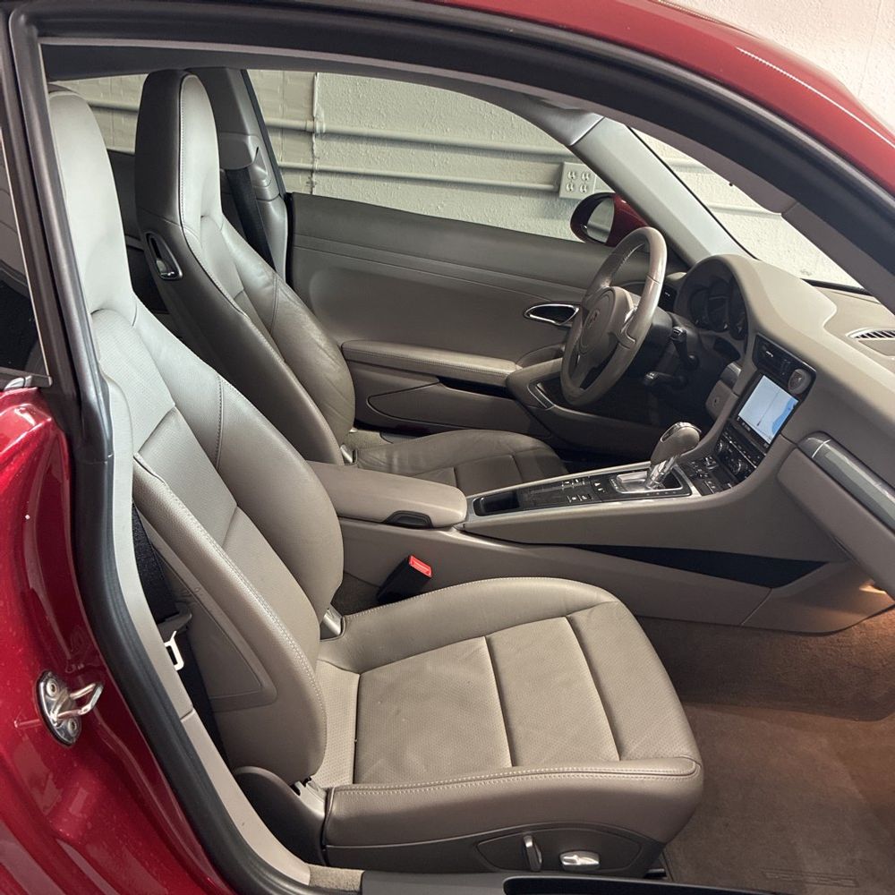 2012 Porsche 911 Carrera