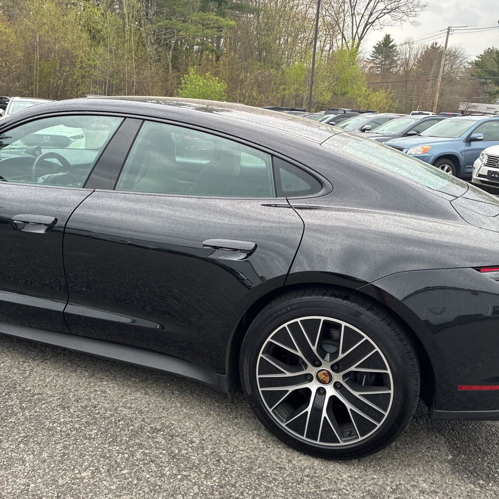 2024 Porsche Taycan