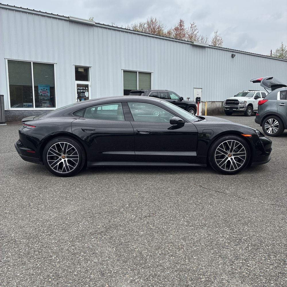 2024 Porsche Taycan