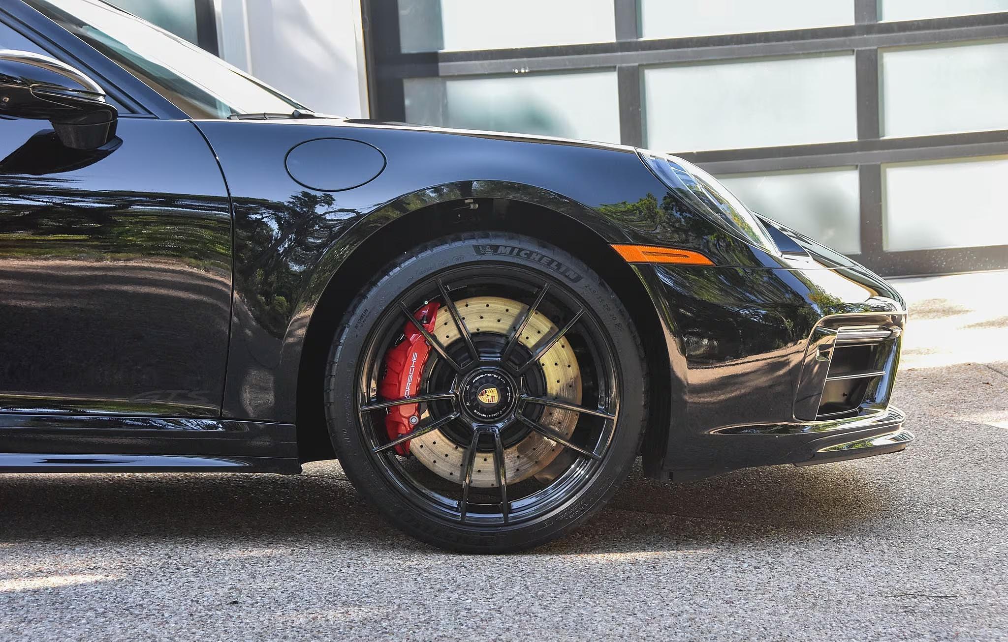 2024 Porsche 911 Carrera GTS