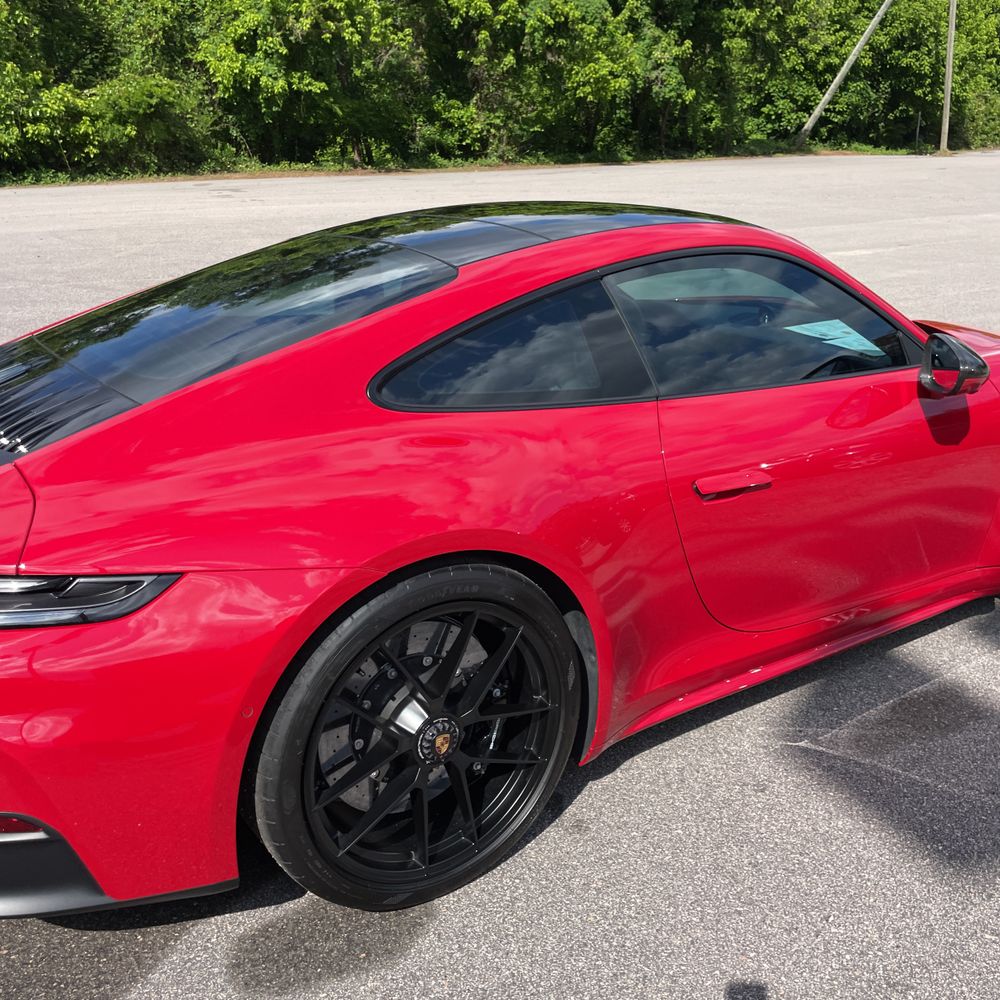 2025 Porsche 911 Carrera GTS