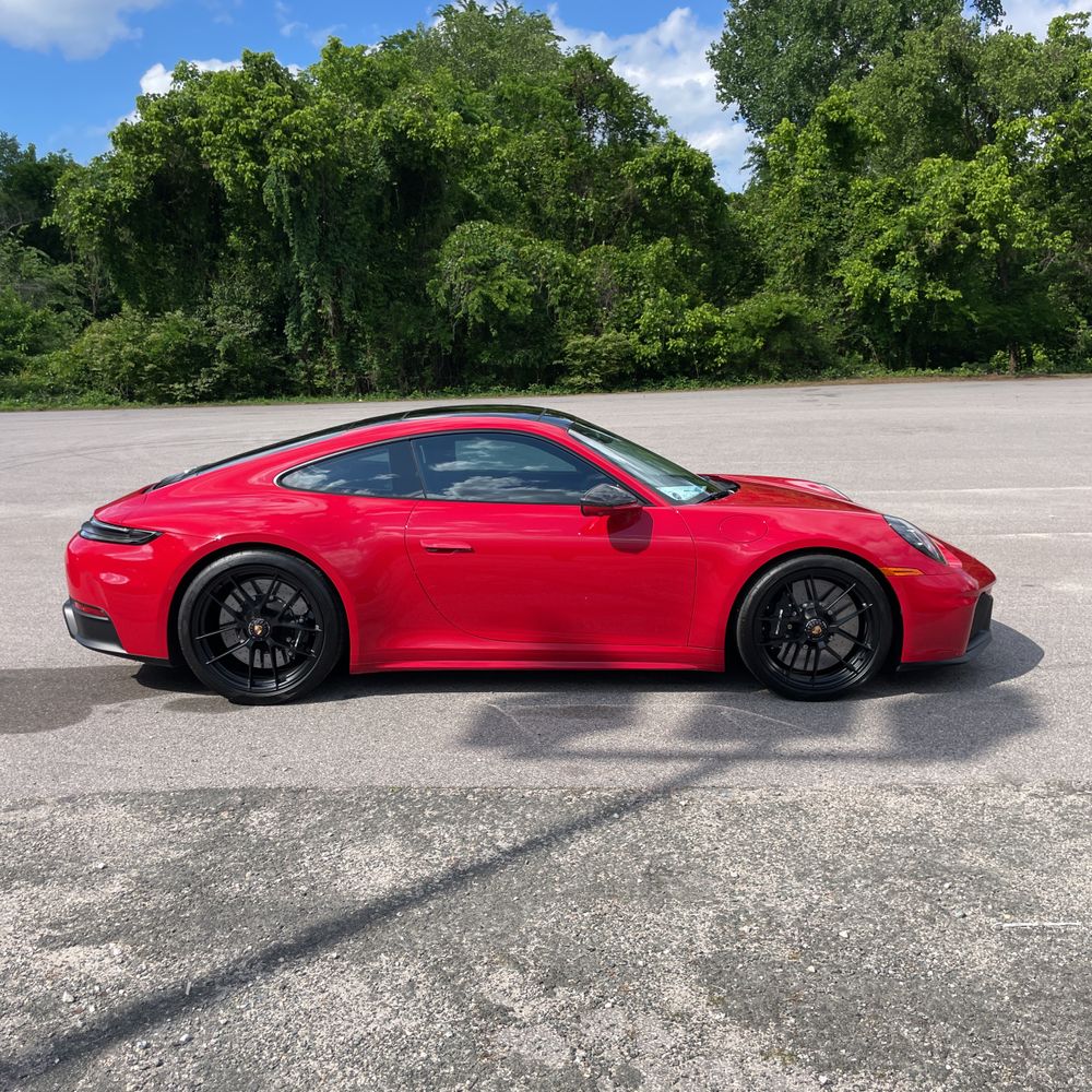 2025 Porsche 911 Carrera GTS