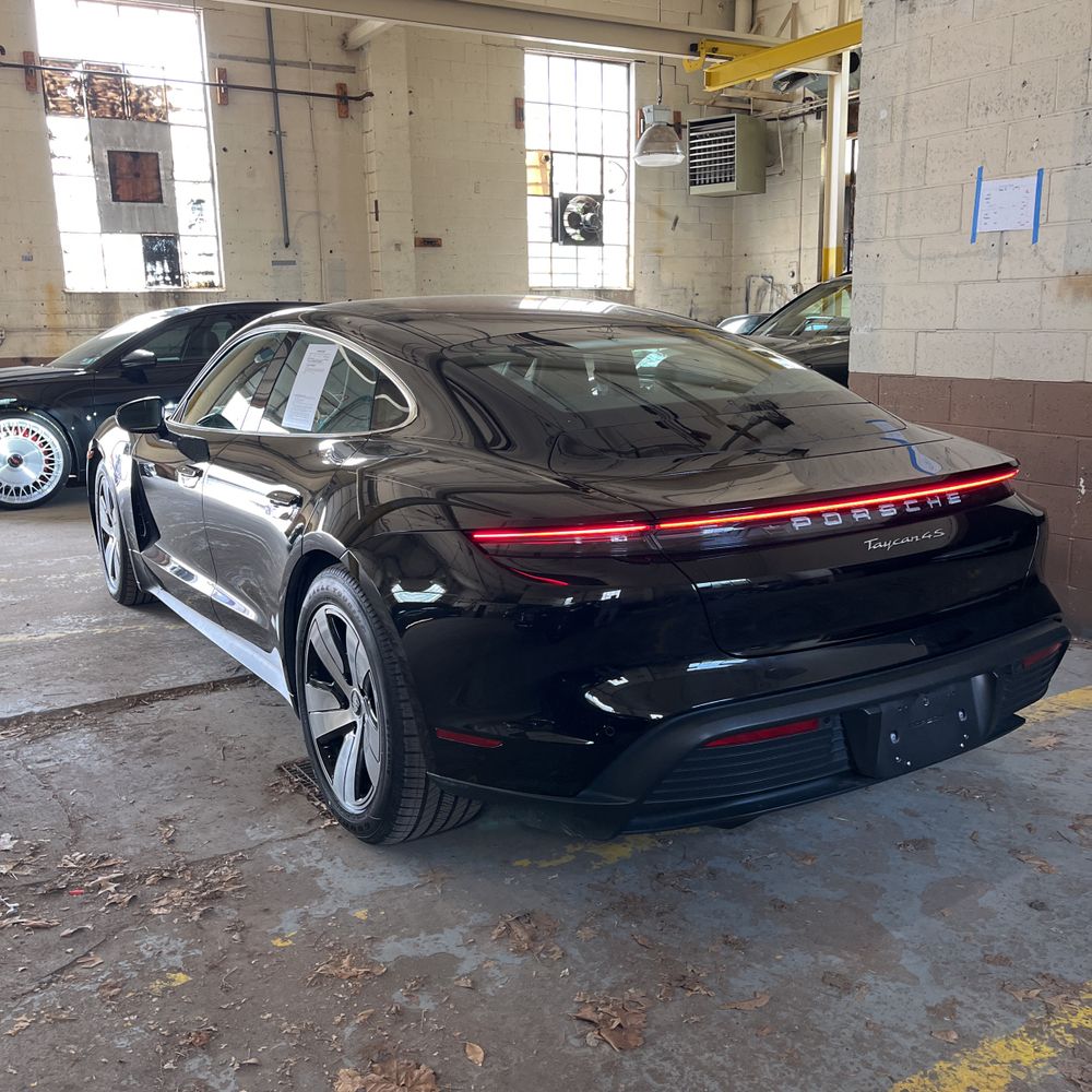 2024 Porsche Taycan 4S