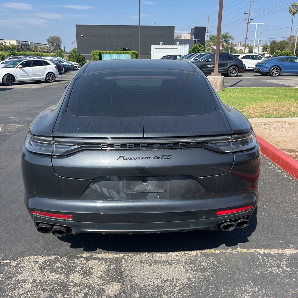 2022 Porsche Panamera GTS
