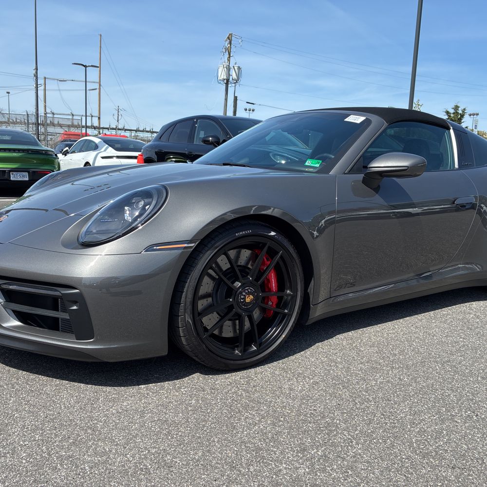 2024 Porsche 911 Targa 4 GTS