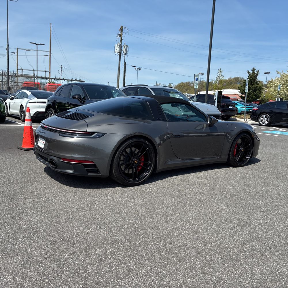 2024 Porsche 911 Targa 4 GTS