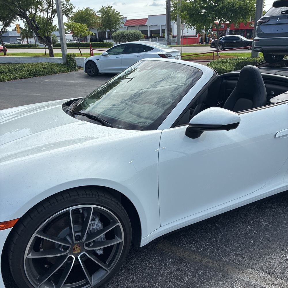 2023 Porsche 911 Carrera Cabriolet