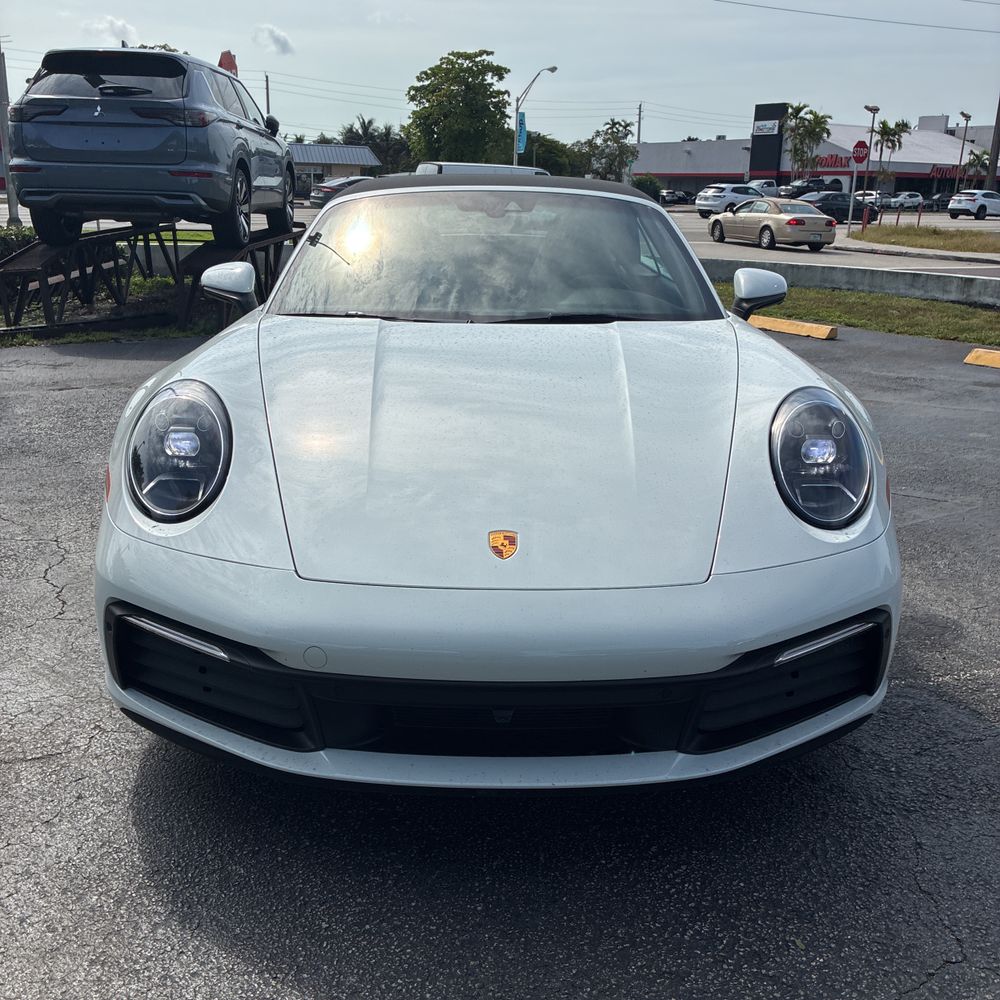 2023 Porsche 911 Carrera Cabriolet