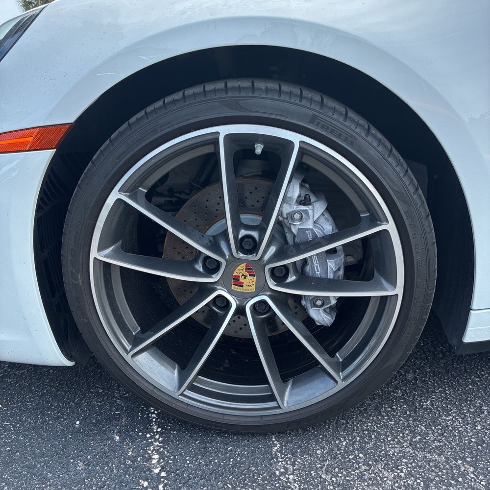 2023 Porsche 911 Carrera Cabriolet