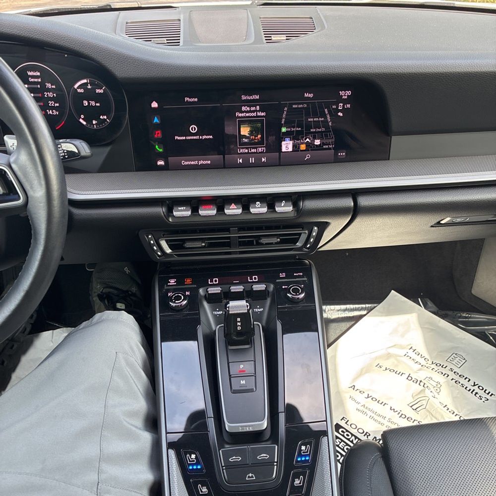 2023 Porsche 911 Carrera Cabriolet