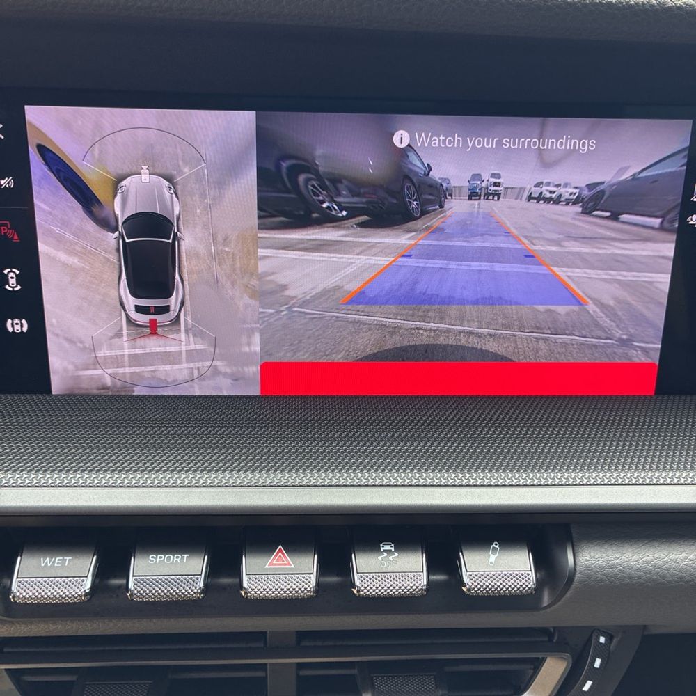 2022 Porsche 911 Carrera Cabriolet