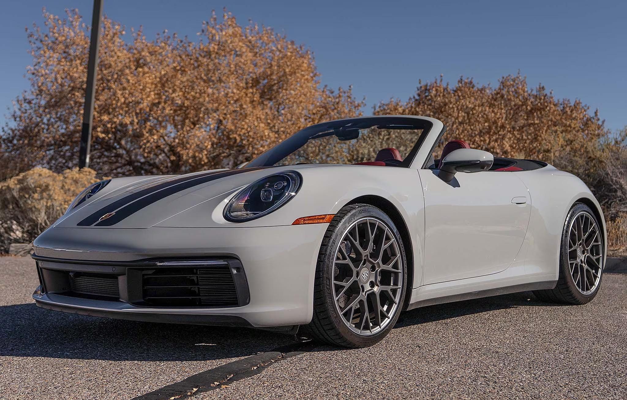 2024 Porsche 911 Carrera Cabriolet