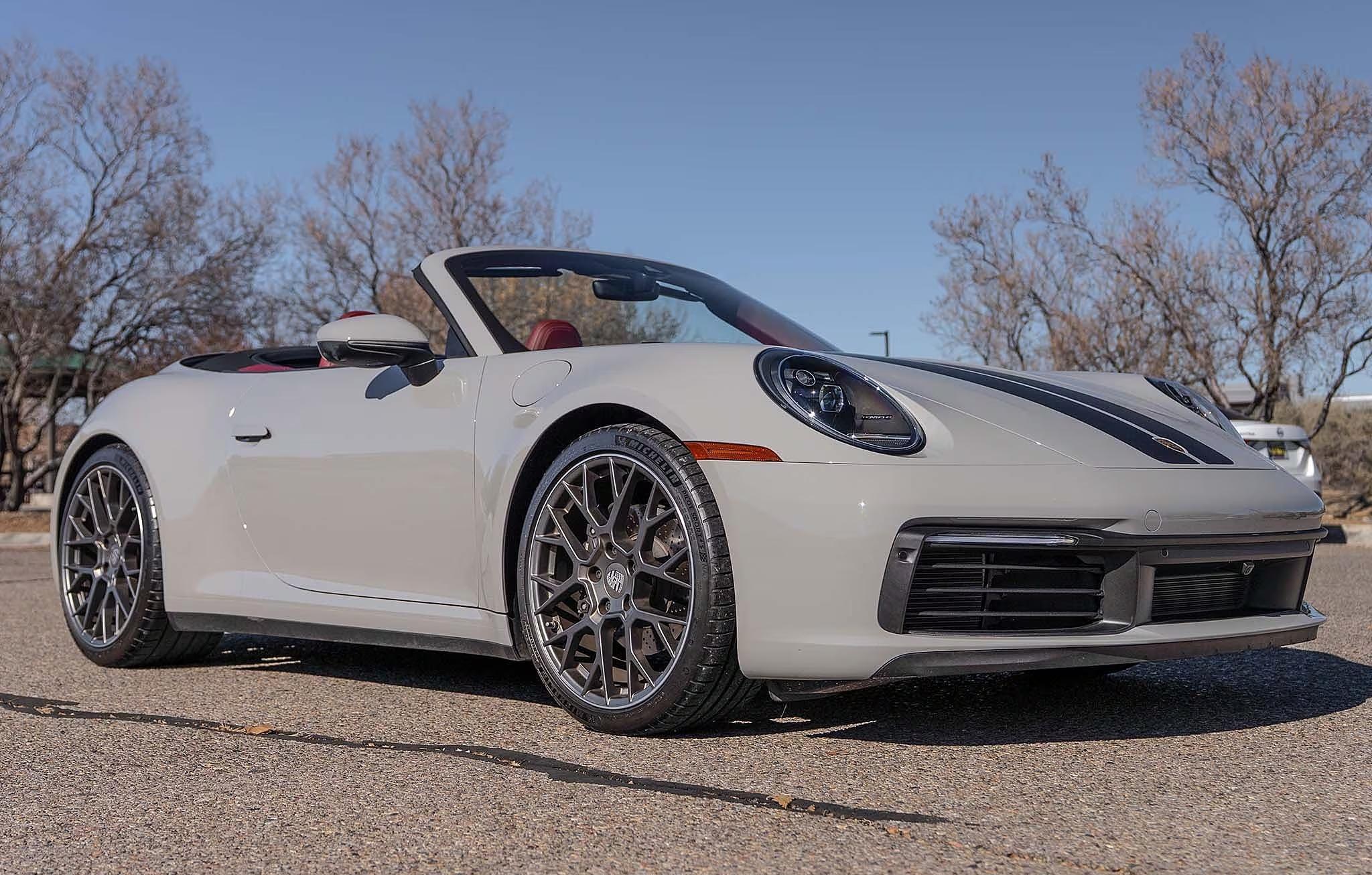 2024 Porsche 911 Carrera Cabriolet