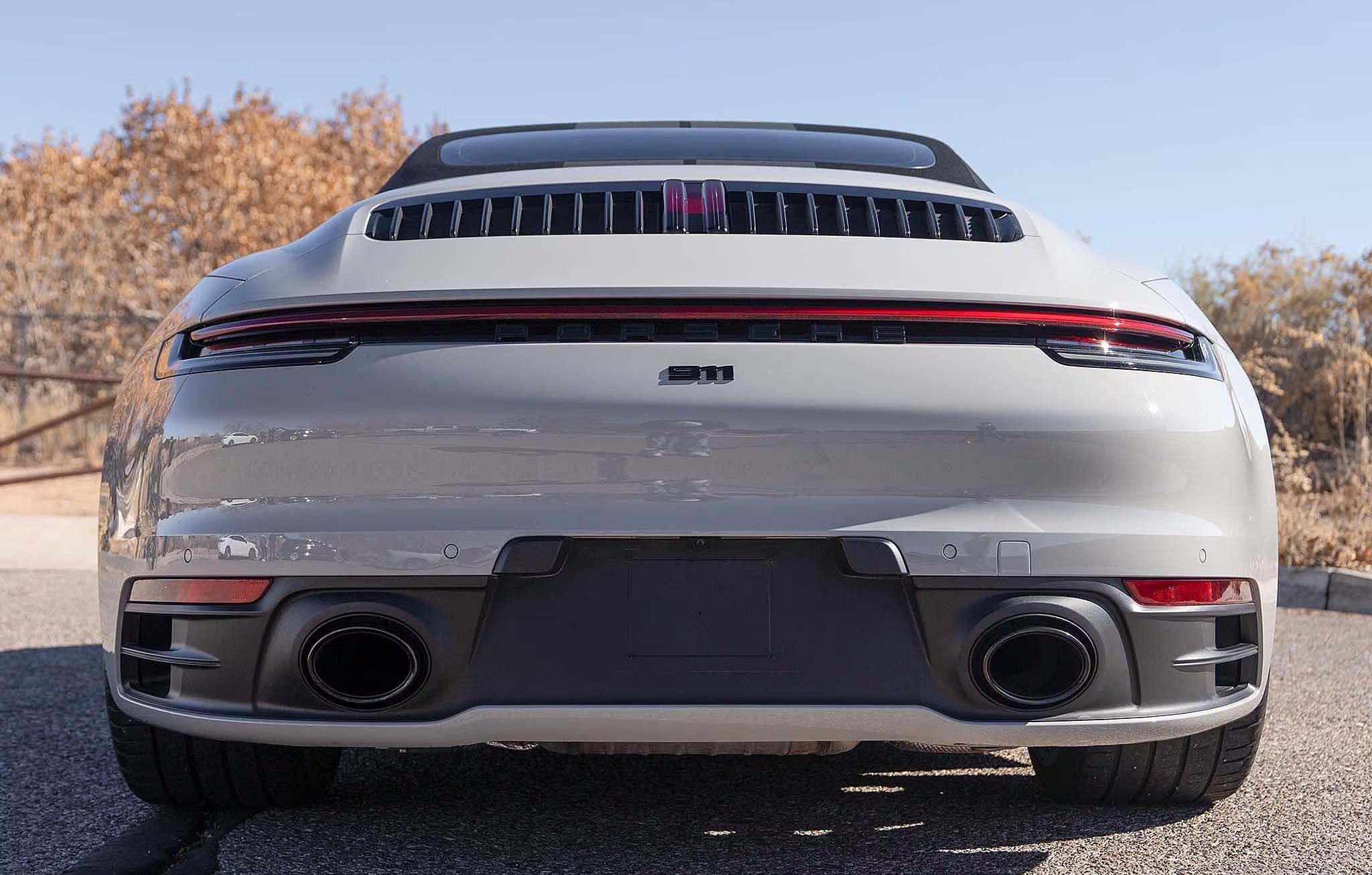2024 Porsche 911 Carrera Cabriolet