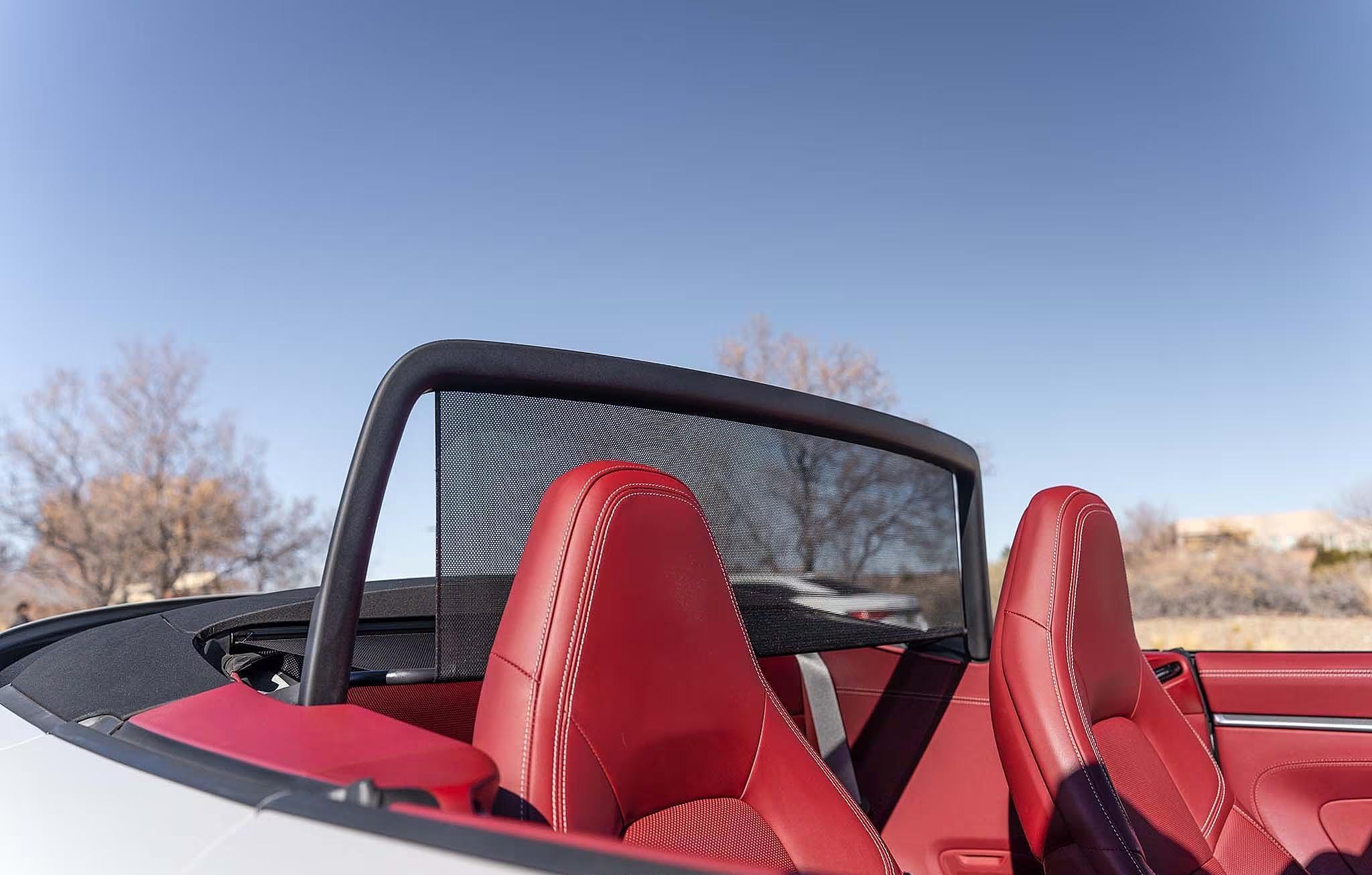 2024 Porsche 911 Carrera Cabriolet