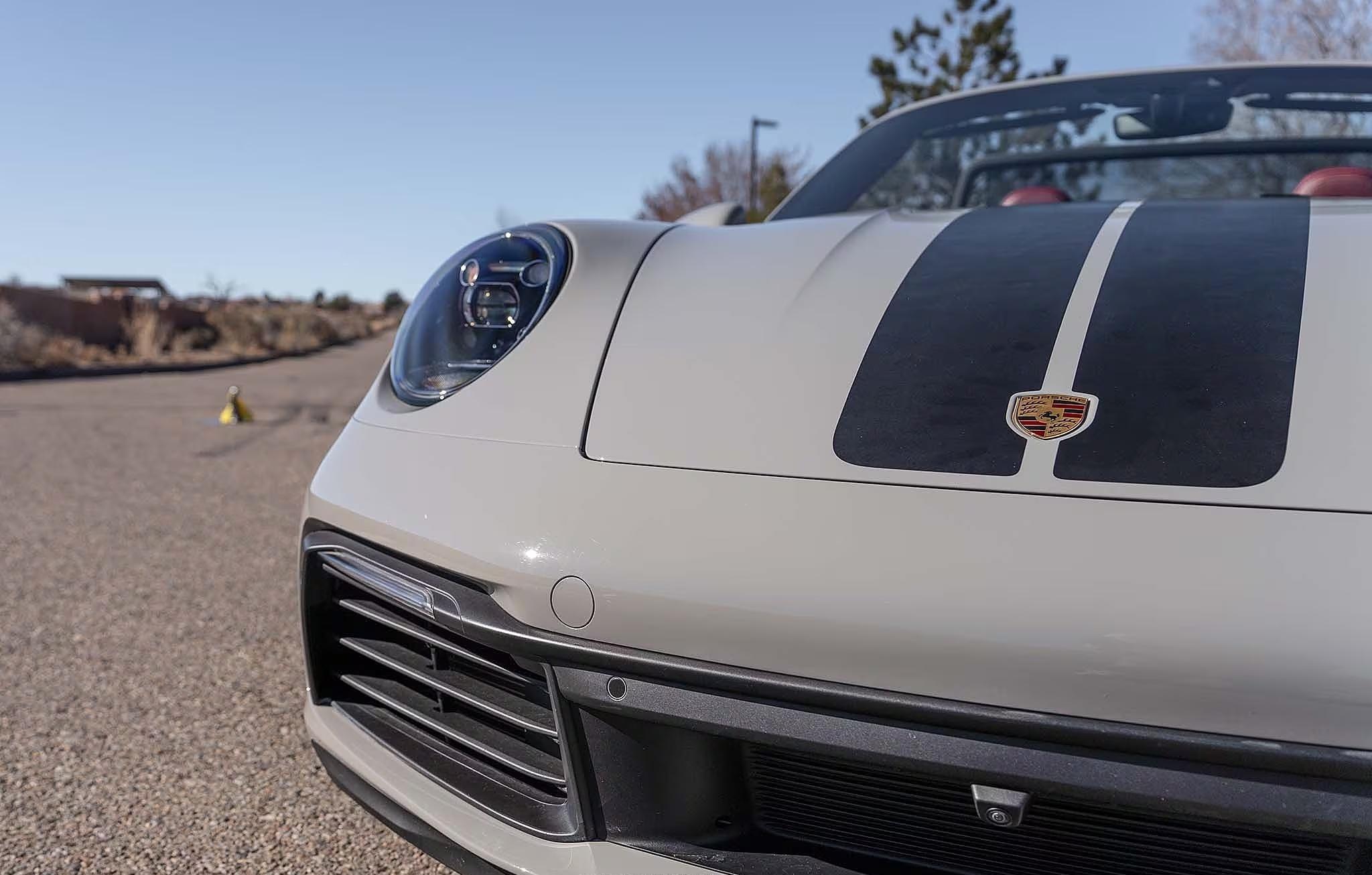 2024 Porsche 911 Carrera Cabriolet