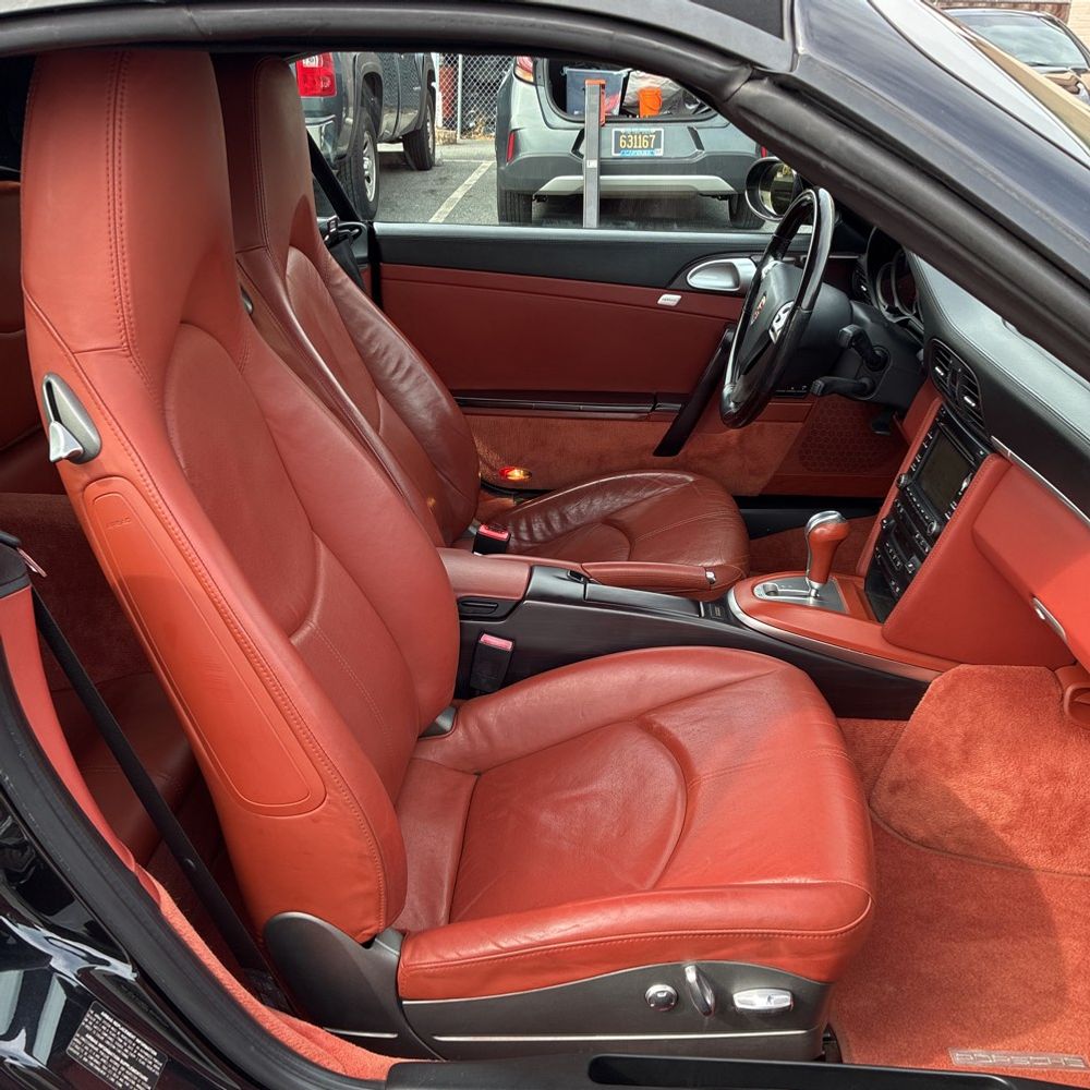 2009 Porsche 911 Carrera 4