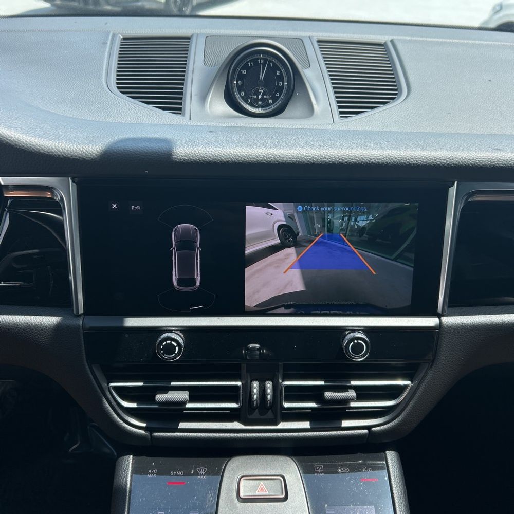 2024 Porsche Macan