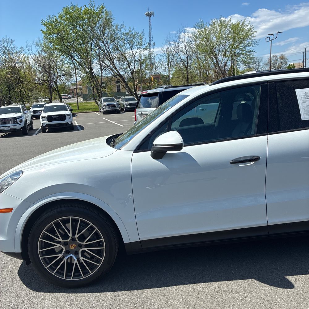 2022 Porsche Cayenne S