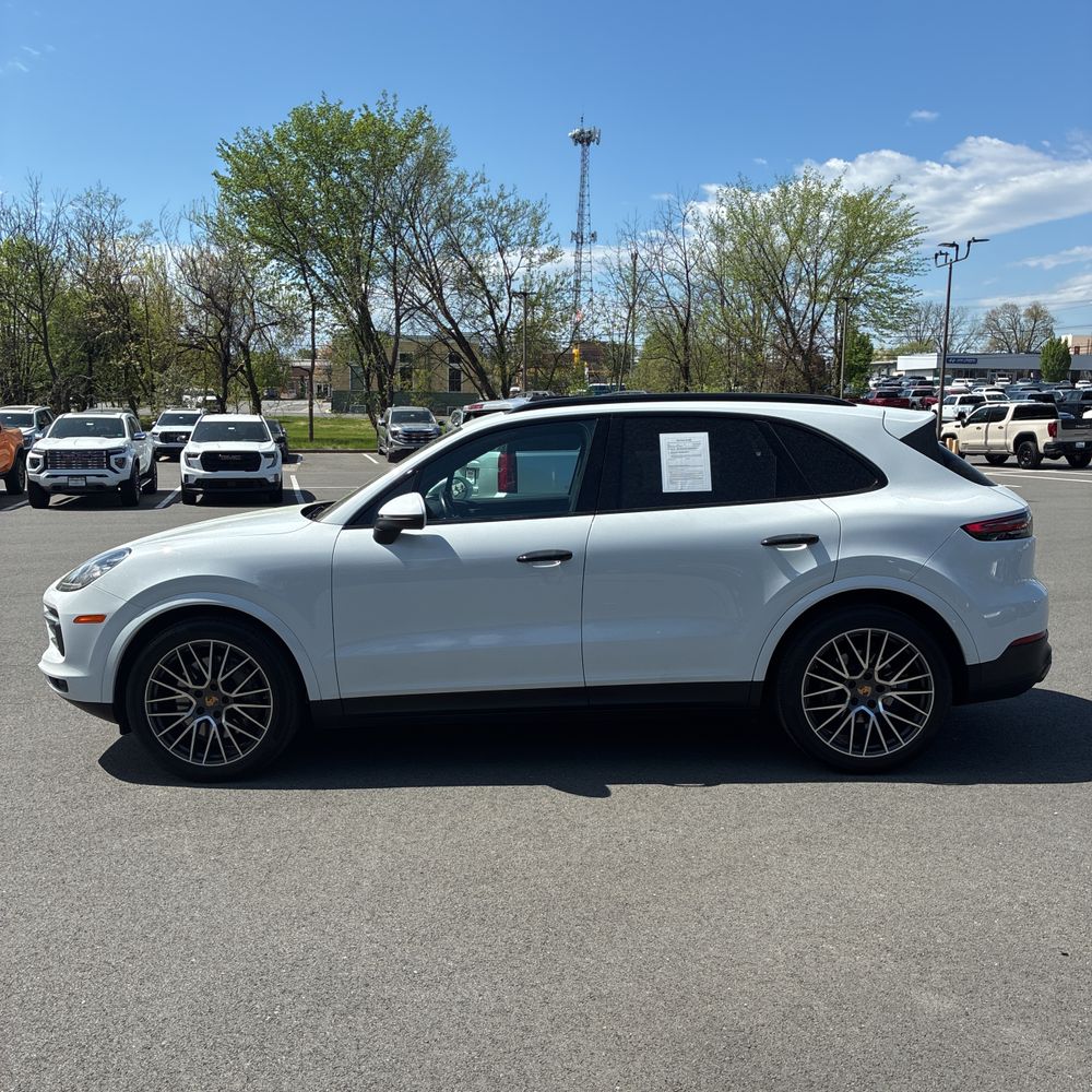2022 Porsche Cayenne S